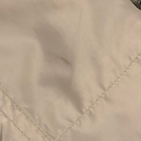 Women Raincoat - Picture 14 of 16